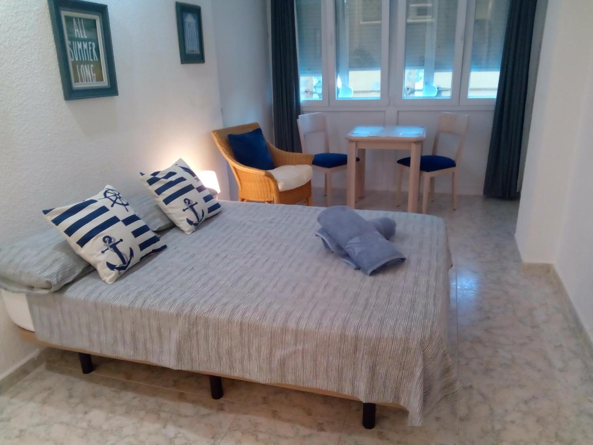 Los Cisnes Beach Studio 100M Playa Apartamento Benalmádena Exterior foto